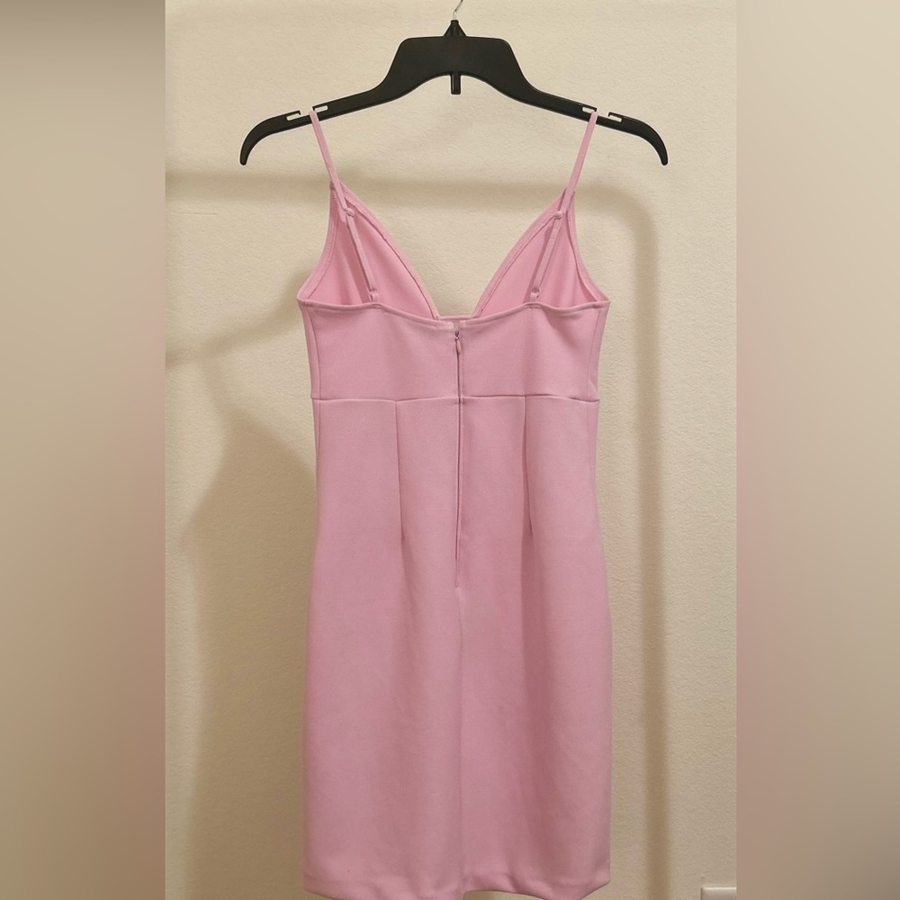 EUC Abercrombie and Fitch Light Pink Fitted Dress - Picture 3 of 6
